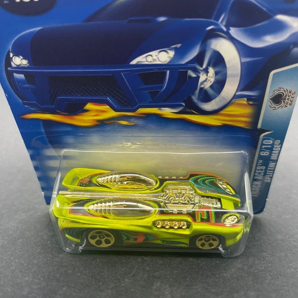 Hot Wheels Track Aces Splittin' Image Car Vehicle Green Diecast 1/64 Scale #167